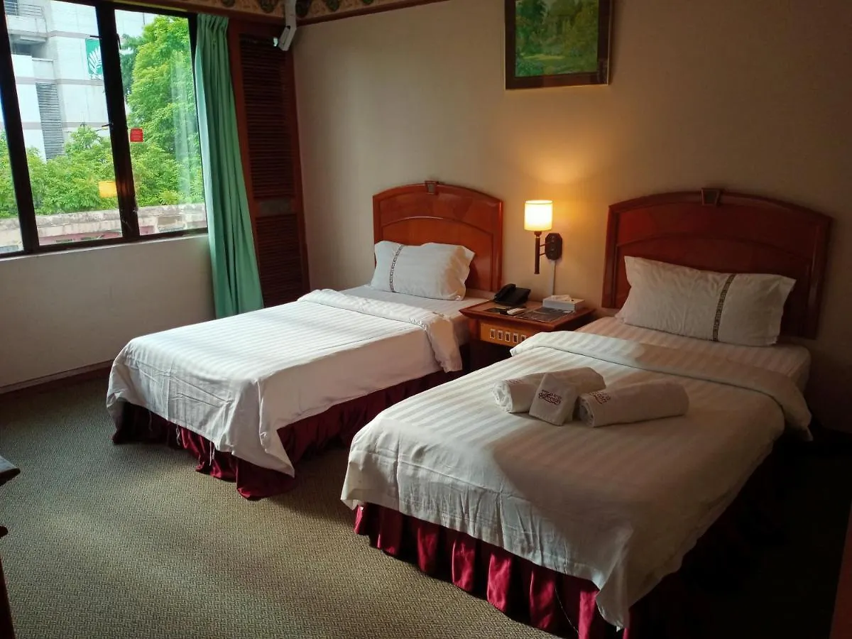 **  Hotel Deleeton Kota Kinabalu Malaysia
